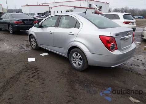 2014 Chevrolet Sonic Lt Auto z USA, uszkodzony, nr VIN 1G1JC5SH8E4105017